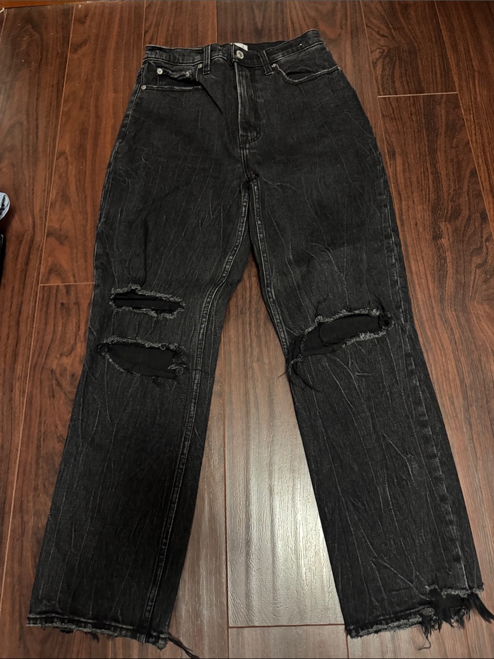 Abercrombie & Fitch Black Distressed High-Rise Cropped Jeans